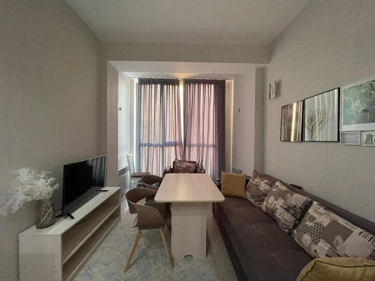 Baikonyr Apartments, 2 Rooms In The Heart Of Алматы 0*,